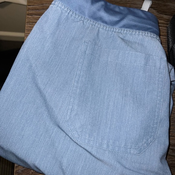 Sold. FIGS scrub set - Rare Limited Technical Collection - Heather Indigo - Picture 3 of 12